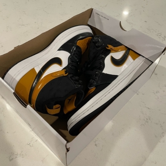 Jordan 1 Acclimate Shoes Size 8 Men/9.5 Women - Picture 8 of 10